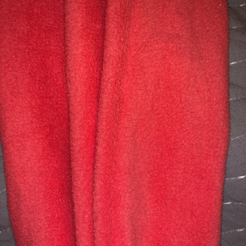 Pink/red super warm and cozy scarf